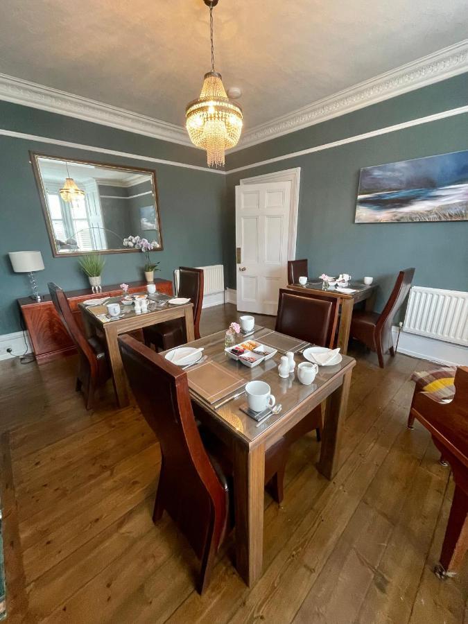 Hotel Crown House à Inverness Extérieur photo